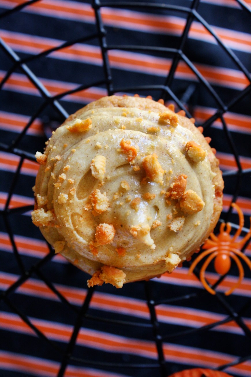 Pumpkin Spice Oreo Cupcakes