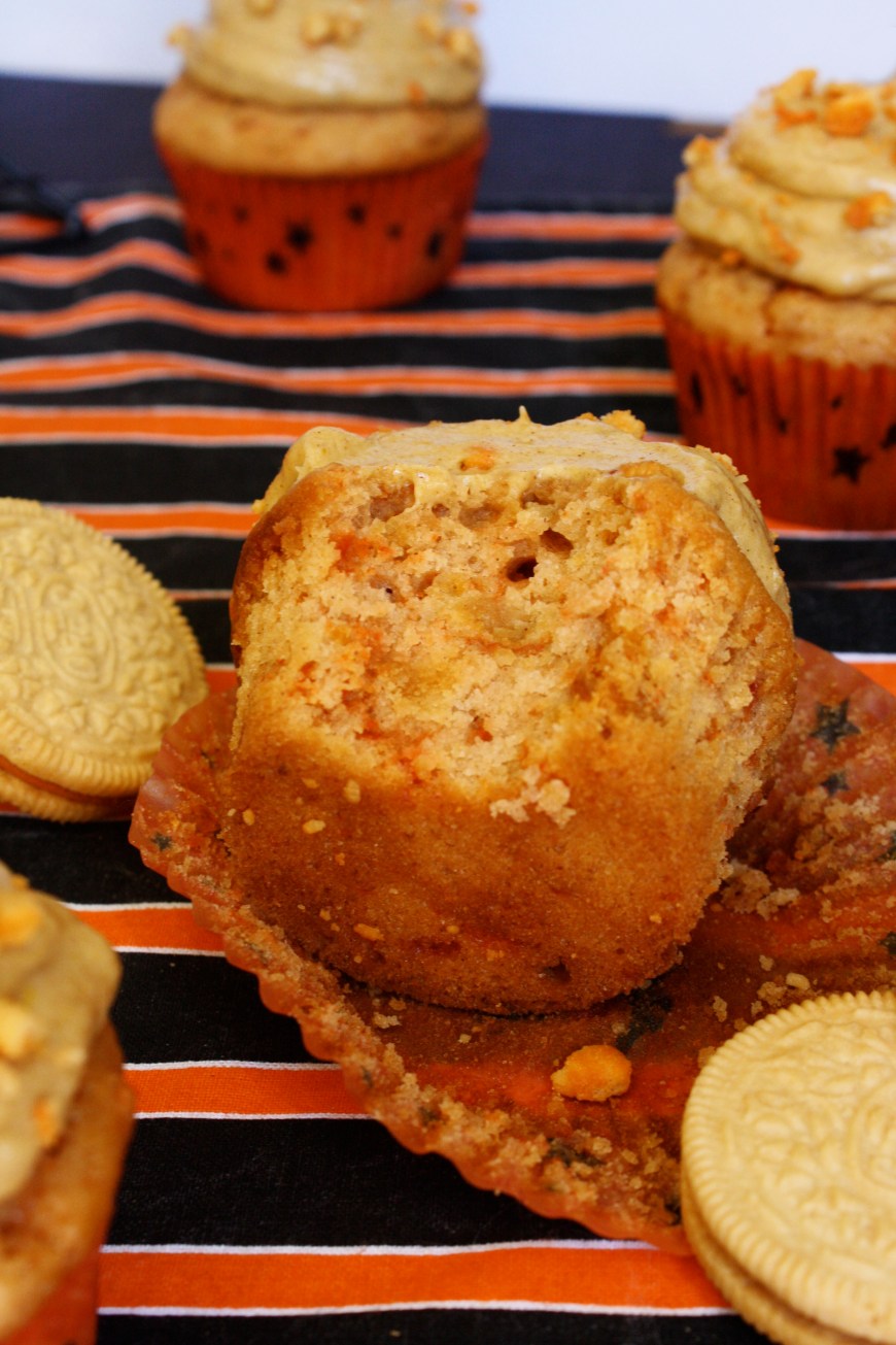 Pumpkin Spice Oreo Cupcakes