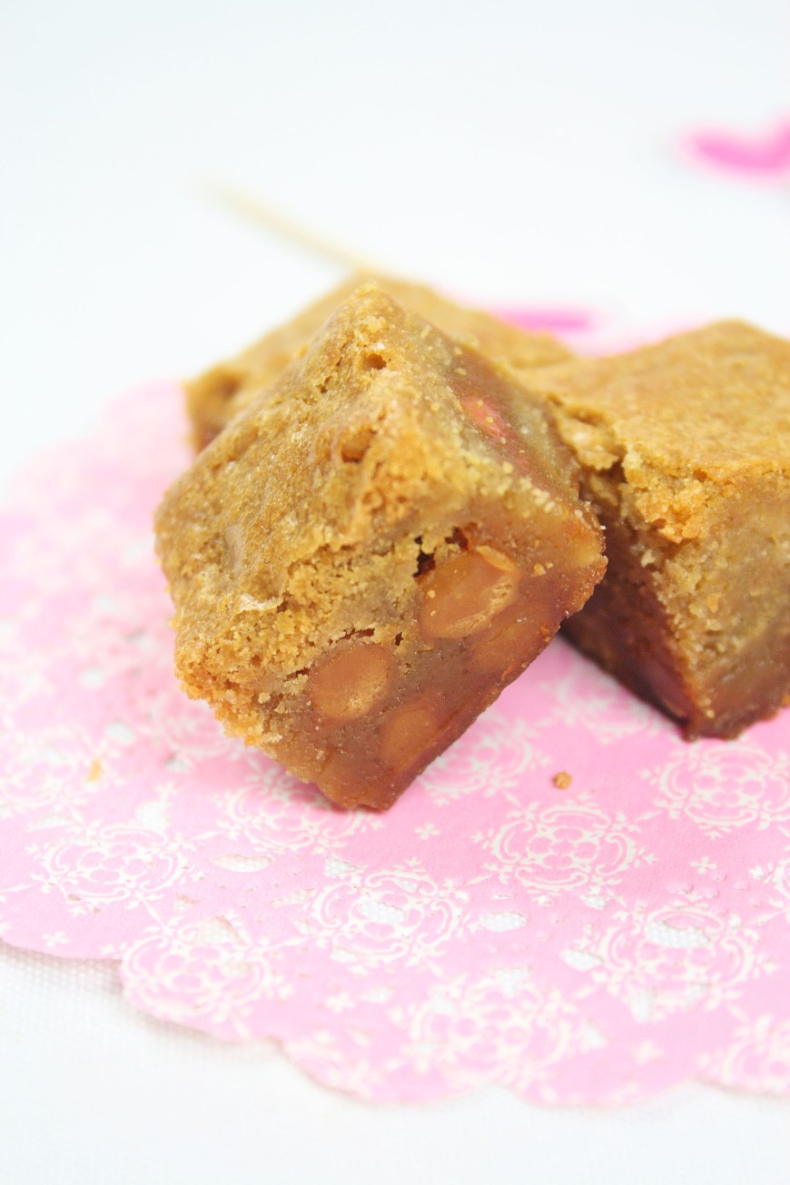 Caramel Blondie Bites 