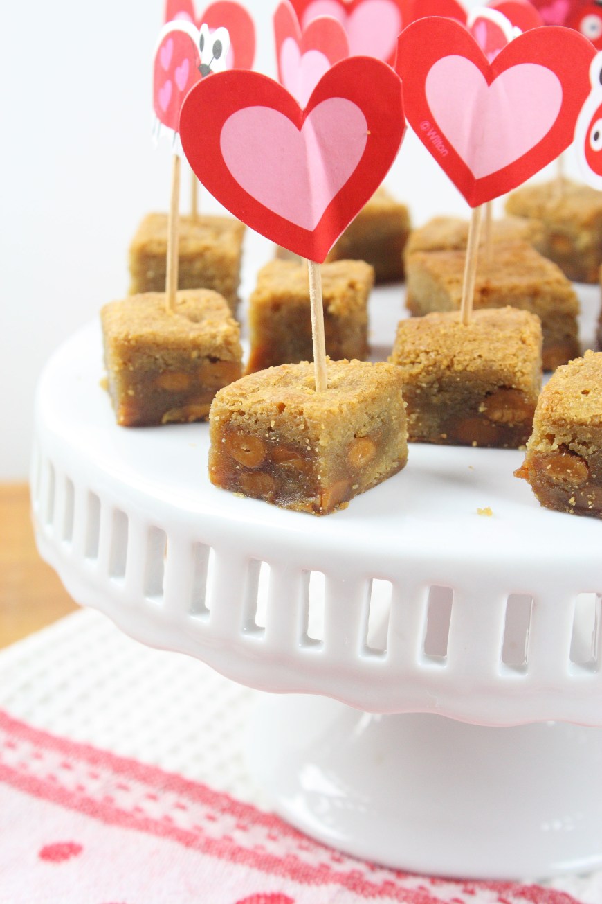 Caramel Blondie Bites 
