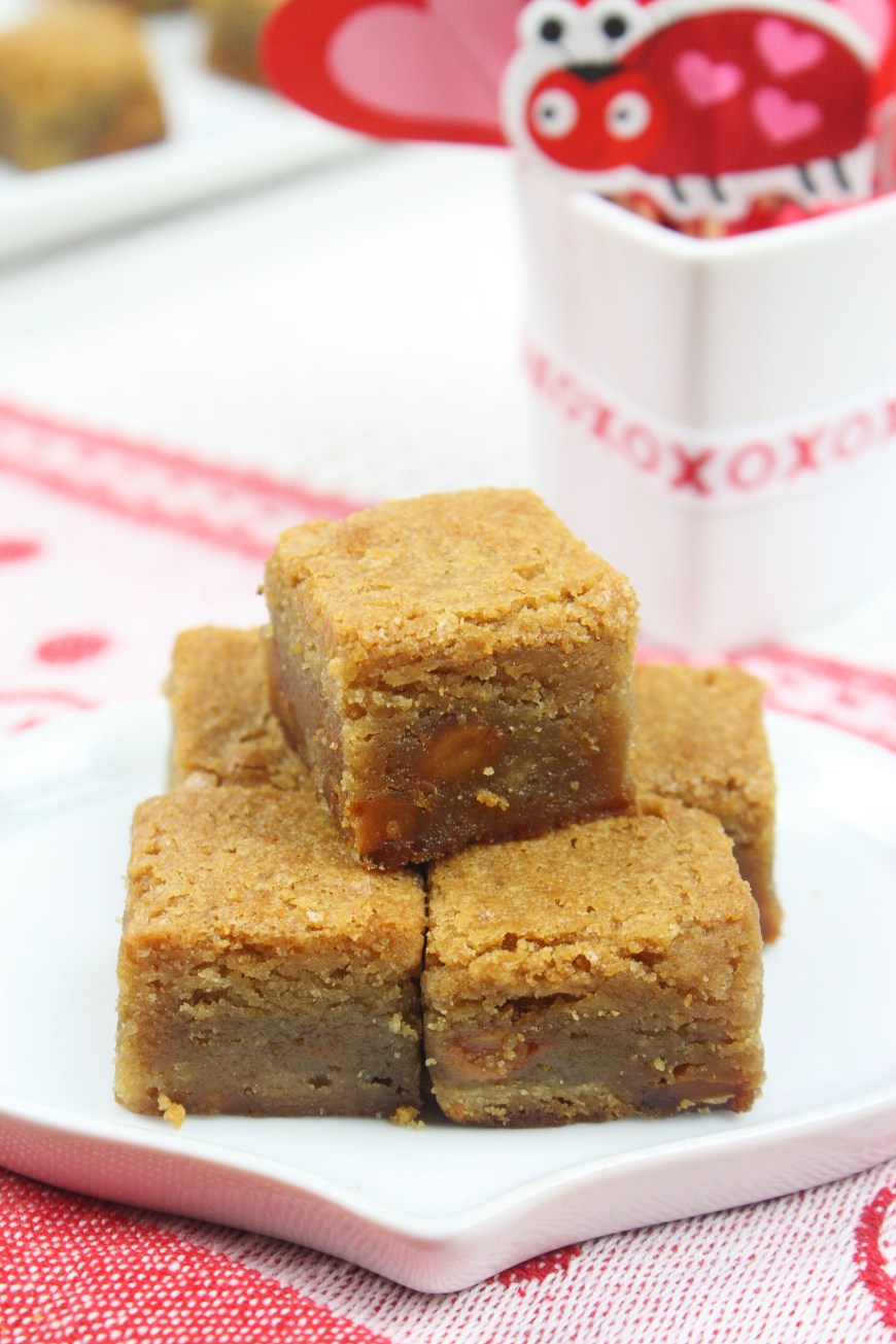 Caramel Blondie Bites 